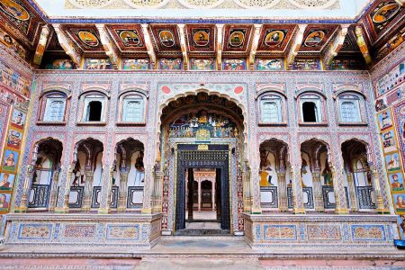 नवलगढ़ : जहाँ हवेलियाँ बोलती हैं और हर मोड़ पर यादें मिलती हैं